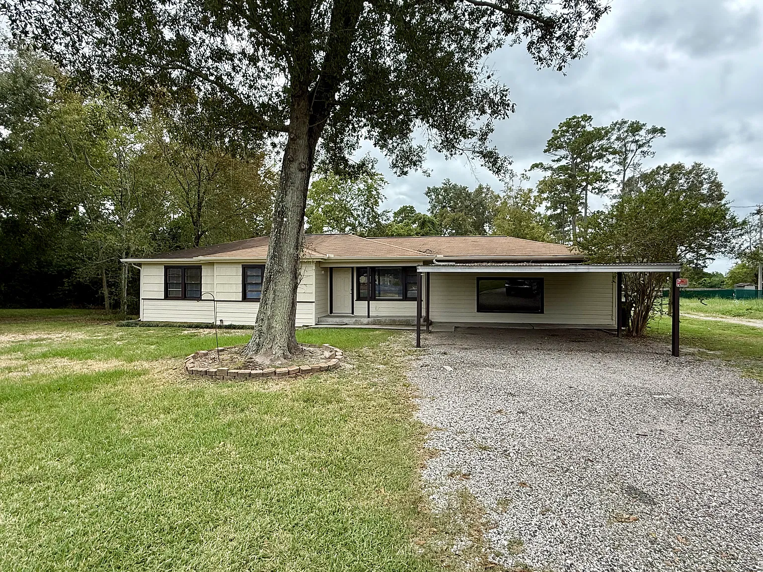 3 bed, 1701 sqft, $2,100 — Photo 2