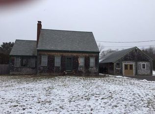 27 Pine Island Rd, Dartmouth, MA 02747