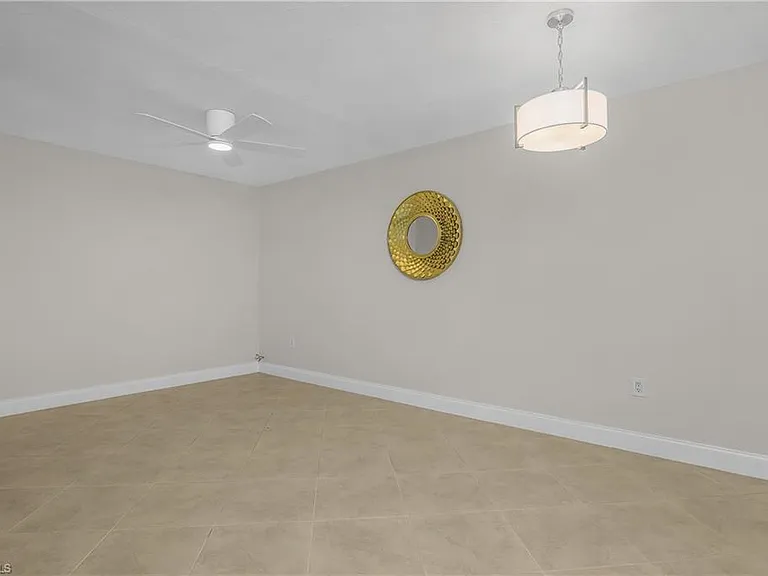 1015 10th Ave N #1011 — Photo 12