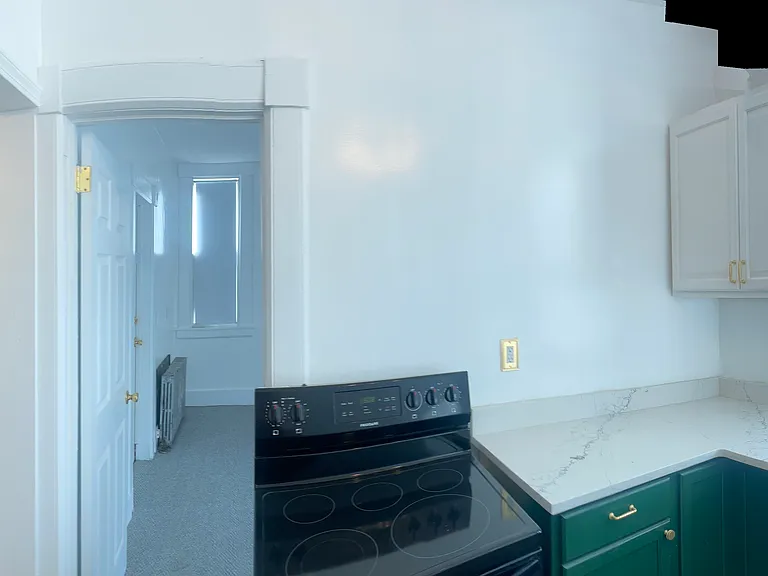 76 Maple St #2 — Photo 7
