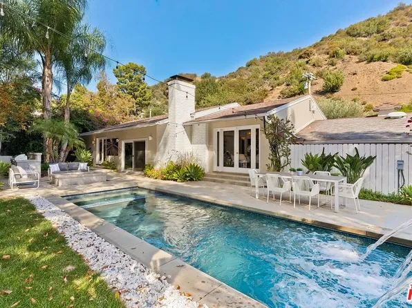 3965 Mandeville Canyon Rd, Los Angeles, CA 90049