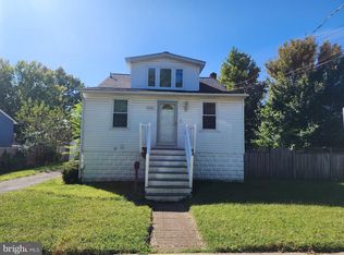 5001 Apache St, College Park, MD 20740