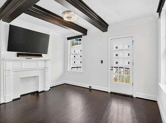 4th image of 2840 Peachtree Rd NE APT 408