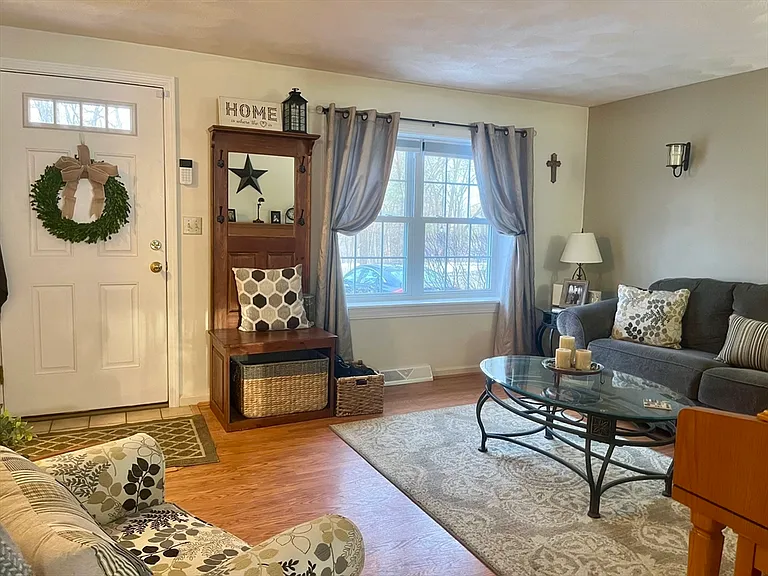 51 Benjamin Landing Ln #51 — Photo 3