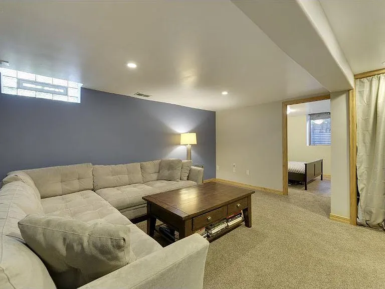 2747 Toledo Ave S — Photo 22