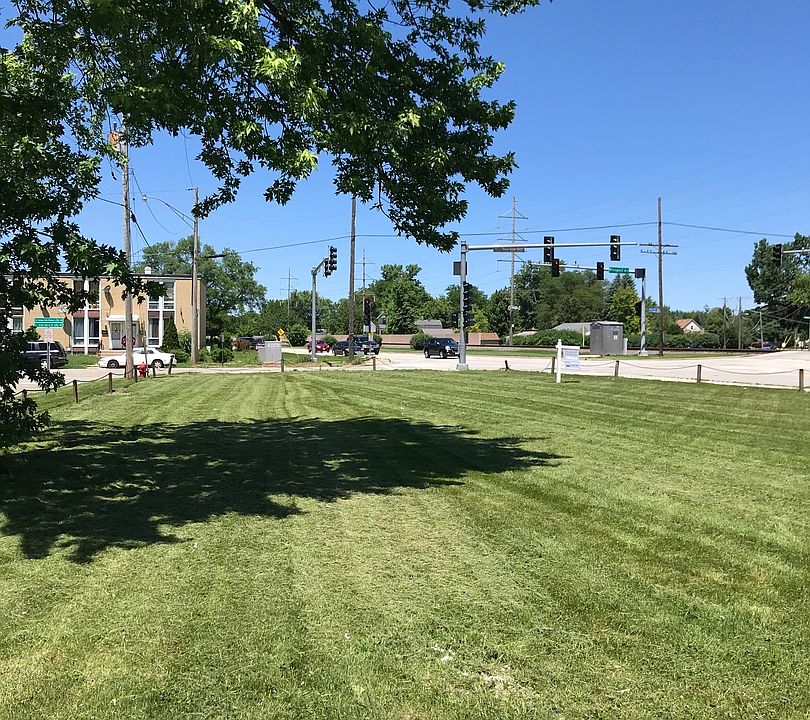 1st image of 1900 Mannheim Rd