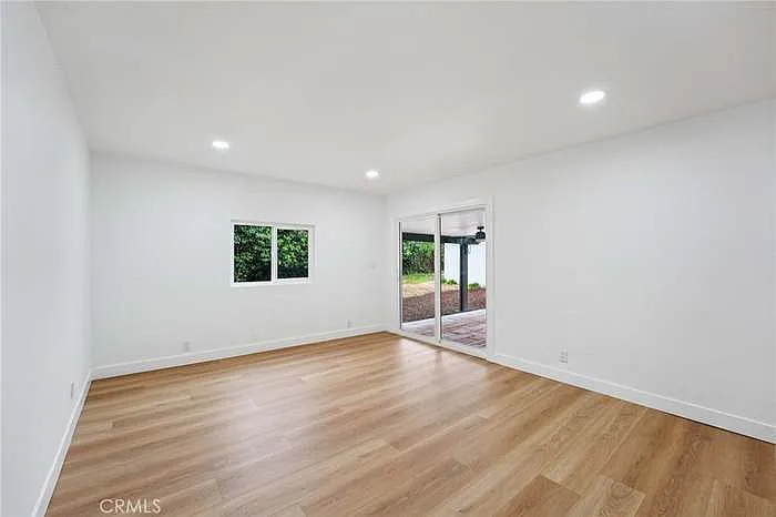 1634 Turrill Ave — Photo 6