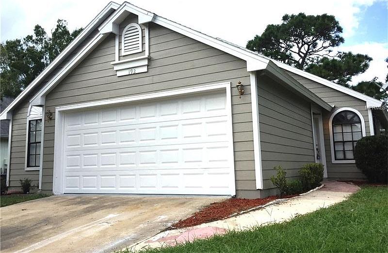 1st image of 192 Lakeside Cir