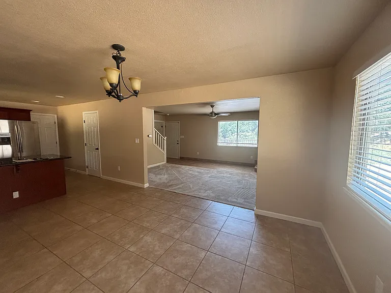 2863 Greenhorn Ct — Photo 14