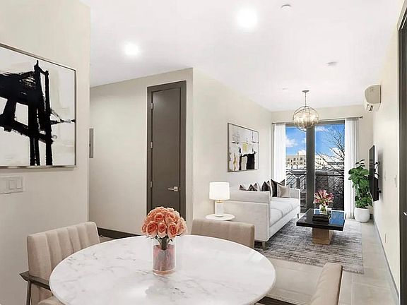 2nd image of 1167 Hoe Ave #5C