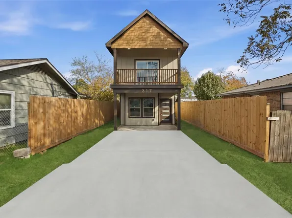 317 S 3rd St, La Porte, TX 77571