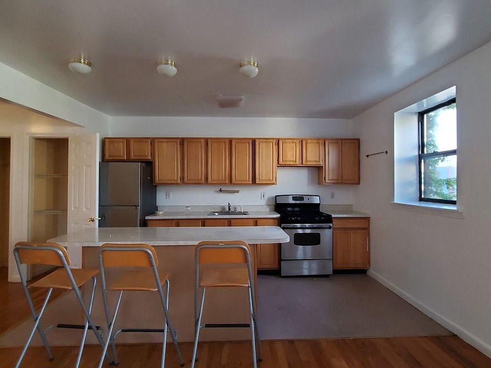 1st image of 71 New York Ave #2A
