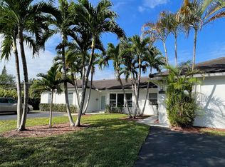 11842 SW 81st St #2, Miami, FL 33183