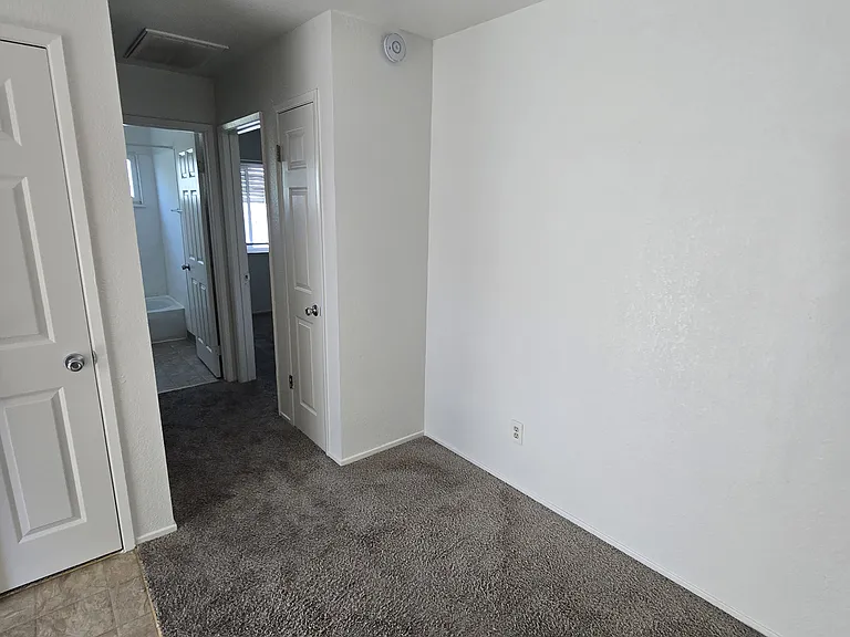 76 McKenzie Ct #76 — Photo 8