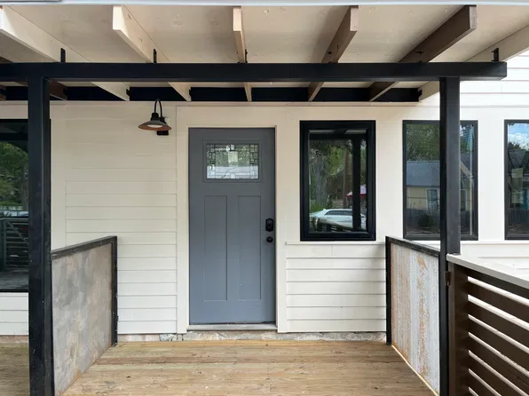 1301 E 3rd St #3, Austin, TX 78702