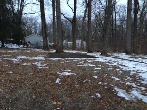70 Old Brookside Rd, Randolph, NJ 07869