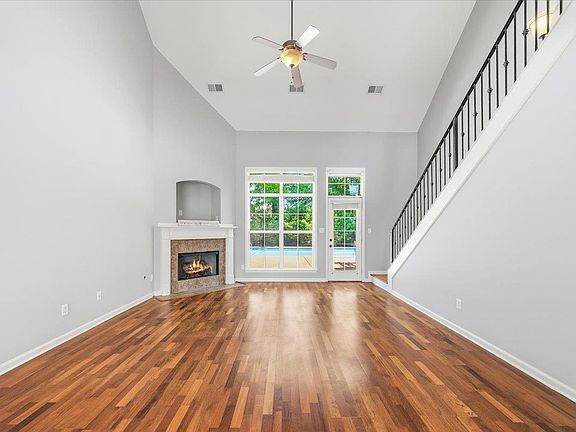 4th image of 12016 Cranston Dr