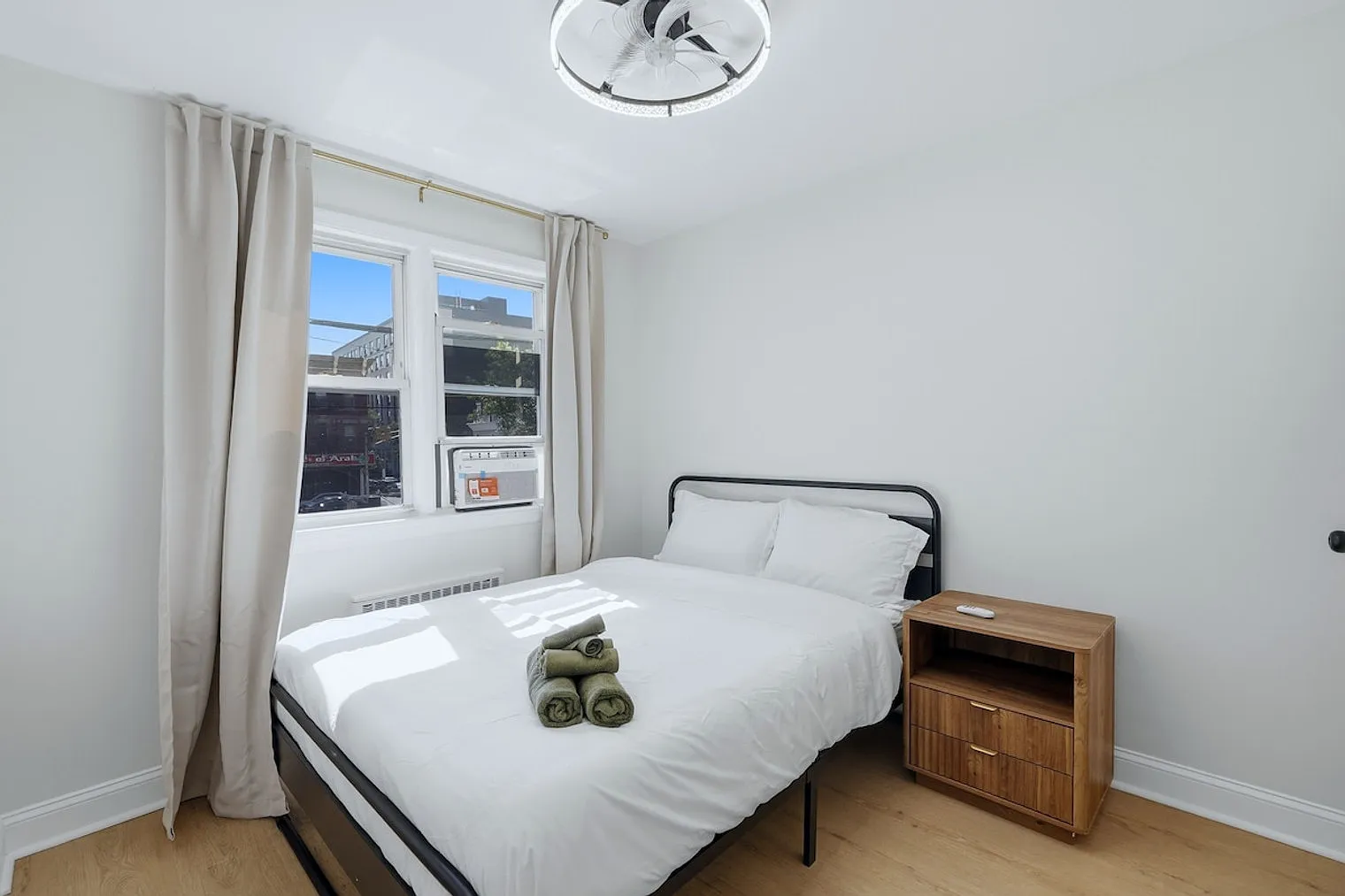 3 bed, 2.0 bath, $13,339 — Photo 4