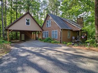 201 Hawk Ridge Dr, Mill Spring, NC 28756