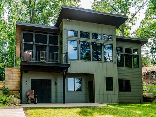 126 N Triton Dr, Littleton, NC 27850