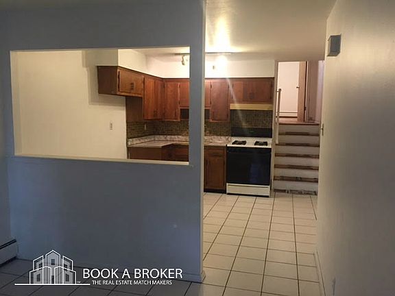 3rd image of 1282 E 57th St #1