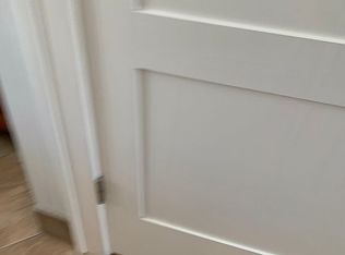 9229 Manor Rd, Leawood, KS 66206