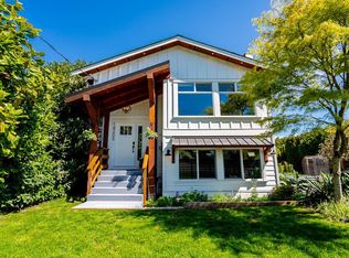 14205 Melrose Dr, Surrey, BC V3R 5R3