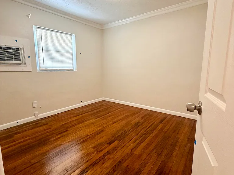 338 Elm St — Photo 12