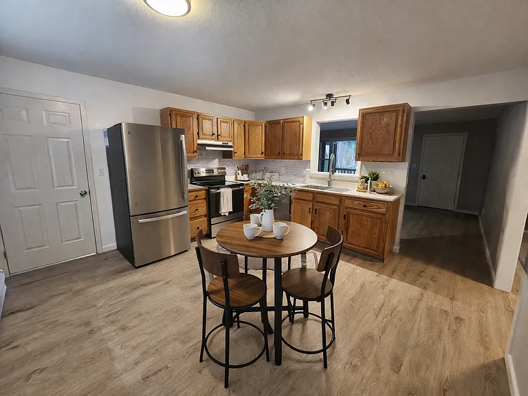 205 Forest Dr #3 — Photo 5