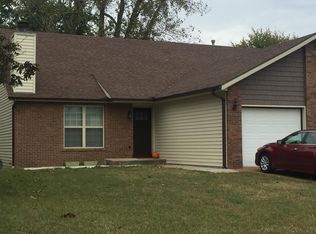 31 Fox Meadow Ln APT A, Glen Carbon, IL