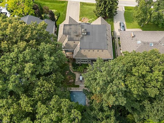 5th image of 411 Wedgewood Dr