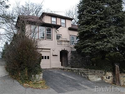4th image of 64 Sherwood Dr