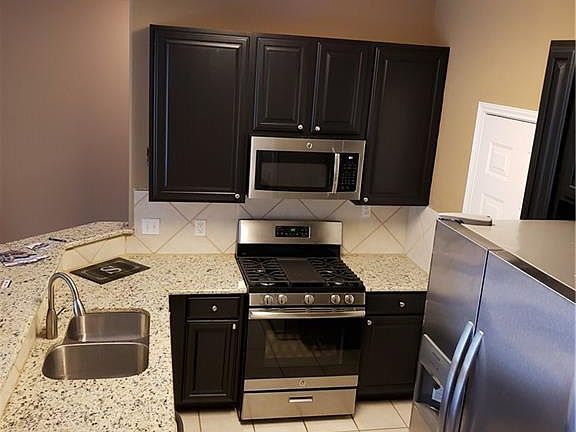 4th image of 3300 Forest Creek Dr APT 29