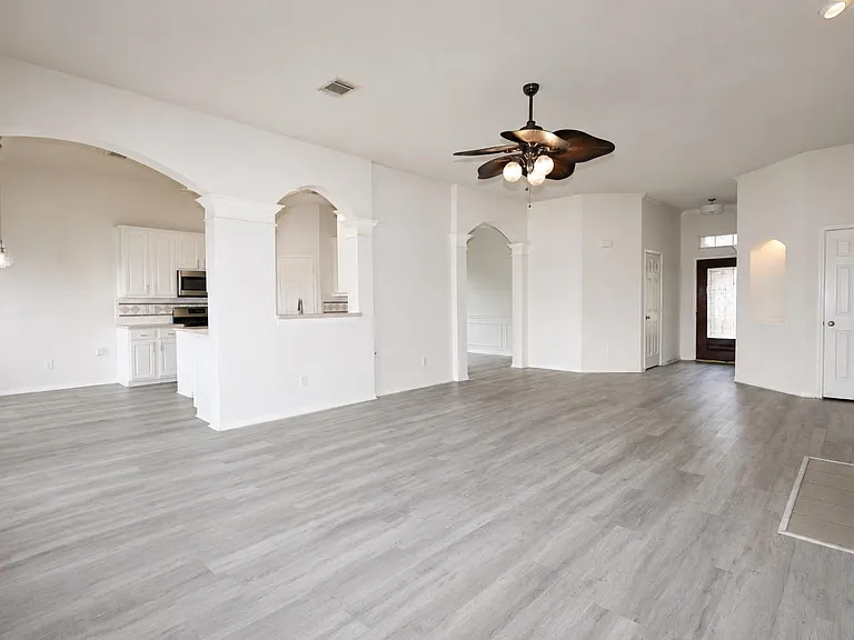 6343 Big Oak Canyon Dr — Photo 2