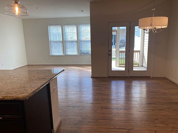 2nd image of 8025 Ellendale Dr