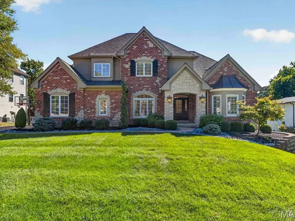 4 Colonial Hills Pkwy, Saint Louis, MO 63141