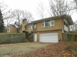 218 E Thomas St, Parchment, MI 49004