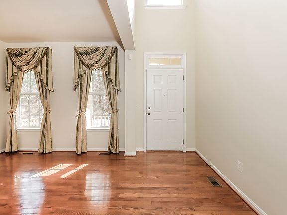 5th image of 15230 Lord Culpeper Ct