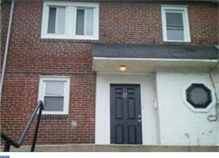 2nd image of 17 N Cannon Dr