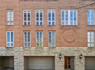 148 N Woodland Rd, Pittsburgh, PA 15232