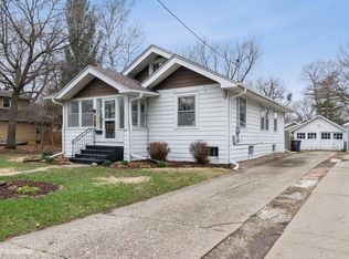 3104 48th Pl, Des Moines, IA 50310