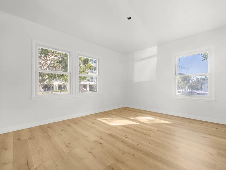 8738 Belford Ave #8738 — Photo 7