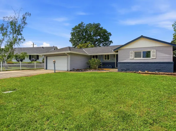 3021 Stanton Cir, Carmichael, CA 95608