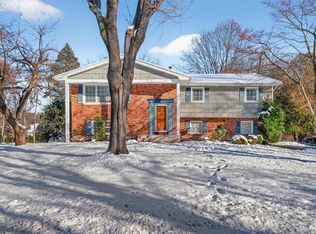 5 Raleigh Drive, New City, NY 10956