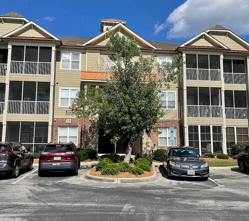 395 S Crow Creek Dr NW #2323