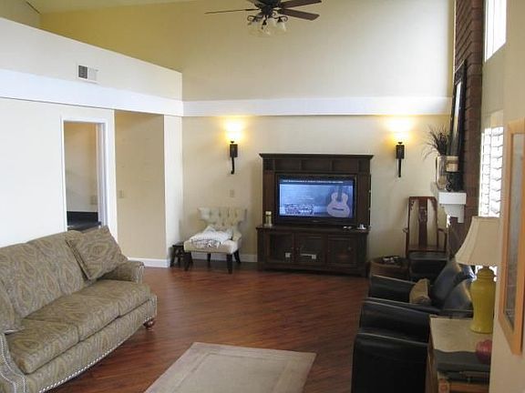 4th image of 184 Las Canas Ct