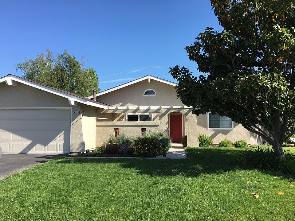 1st image of 3306 Oak Knoll Dr