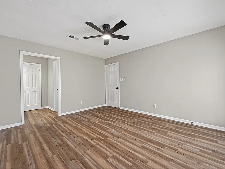 12079 Maverick Dr — Photo 18