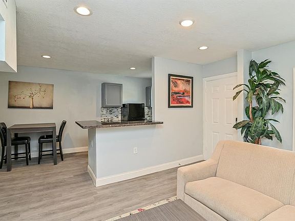 2nd image of 1801 Eastwood St