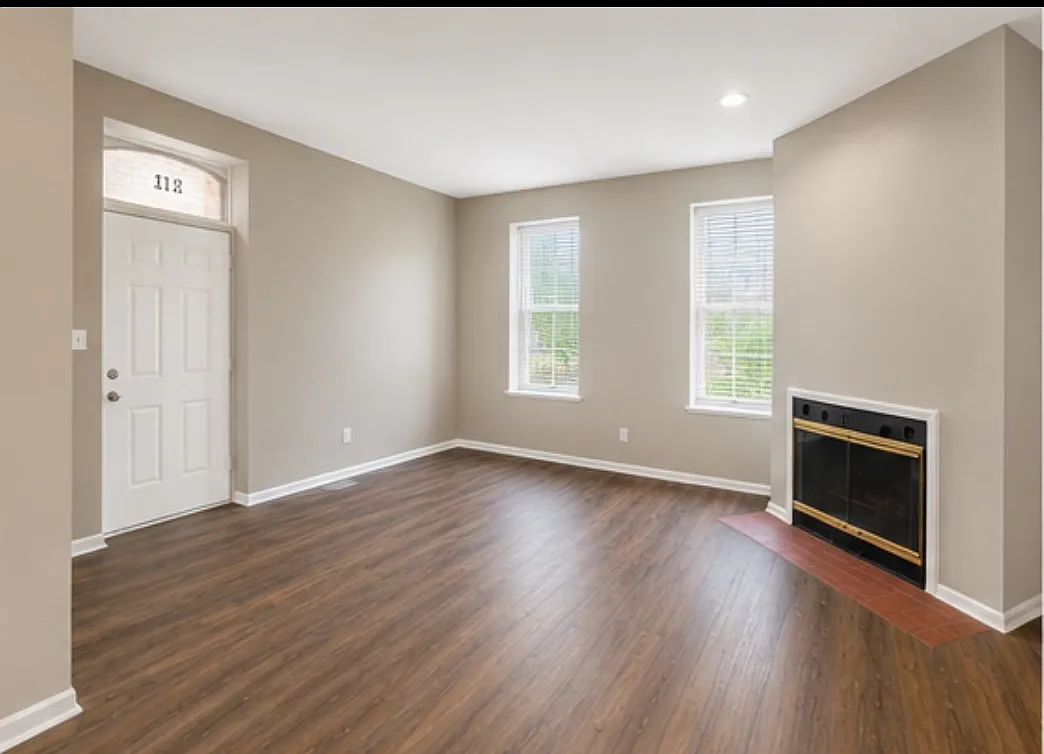 1 bed, 800 sqft, $1,350 — Photo 2